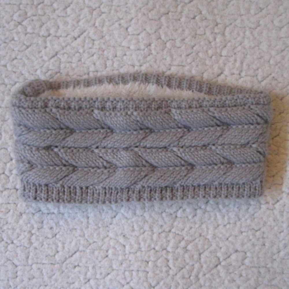 Sonoma Gray Cable Knit Headband with Faux Fur Lining